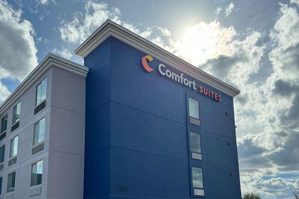 Comfort Suites Austin Airport Esterno foto